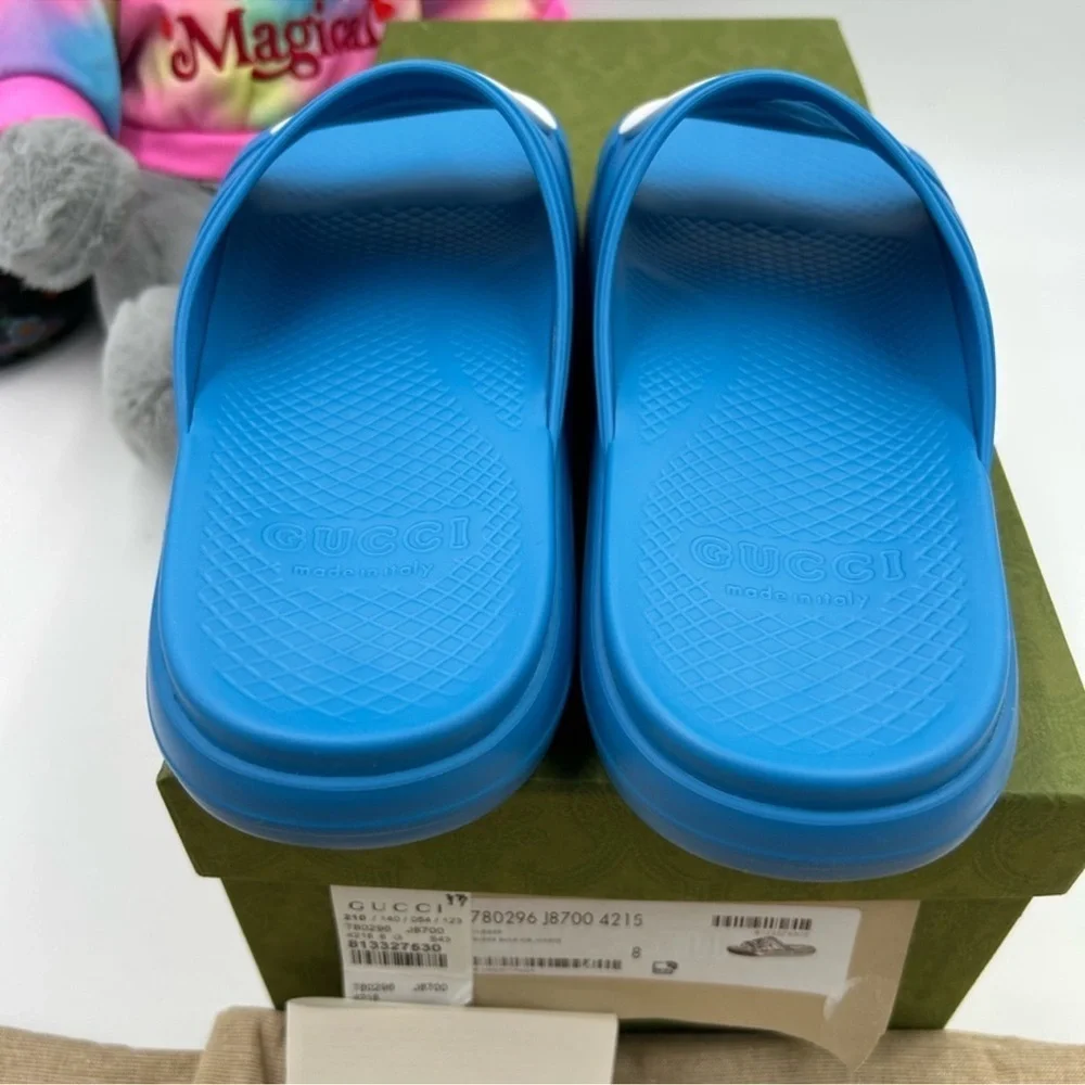 Men’s Gucci interlocking G rubber pool slide size 8, made in Italy